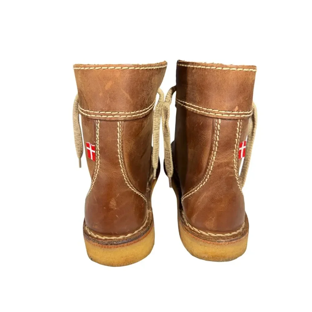 DUCK FEET BOOTS SZ 7 Faborg Lace Leather Upper Crepe Soles Cocoa Handcrafted